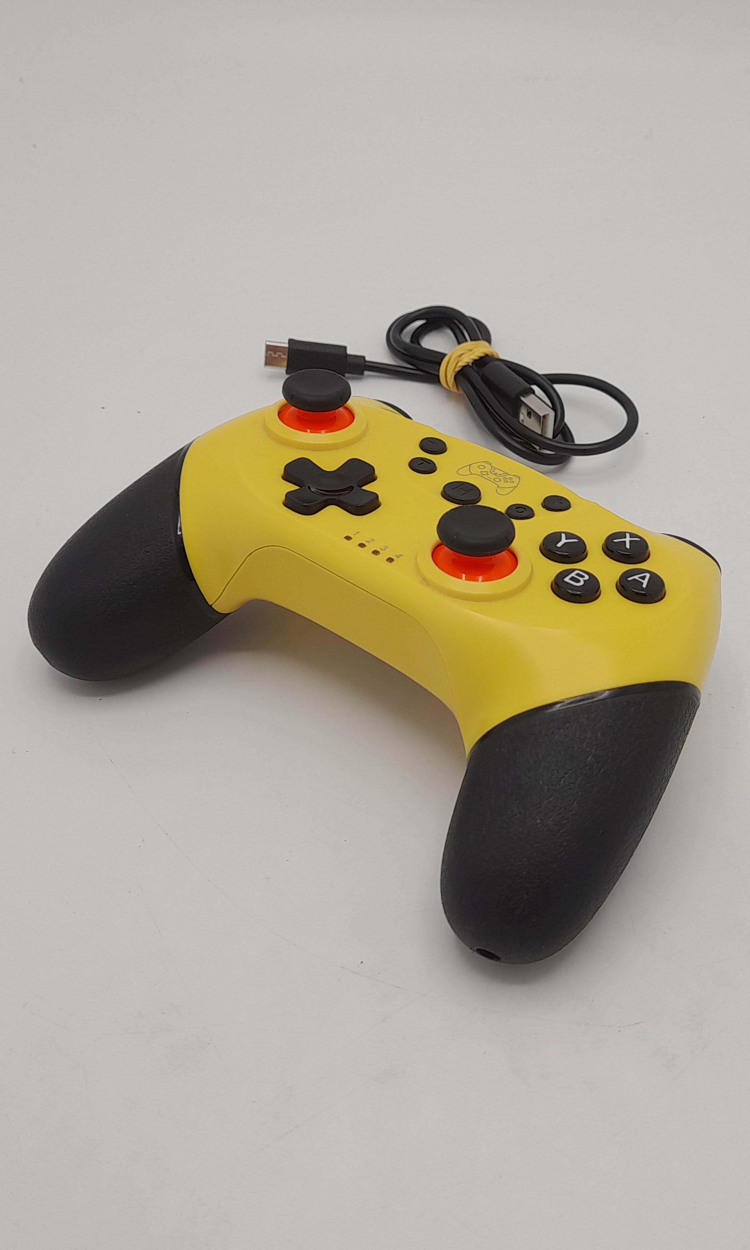 Foto van Battletron Switch Pro Controller