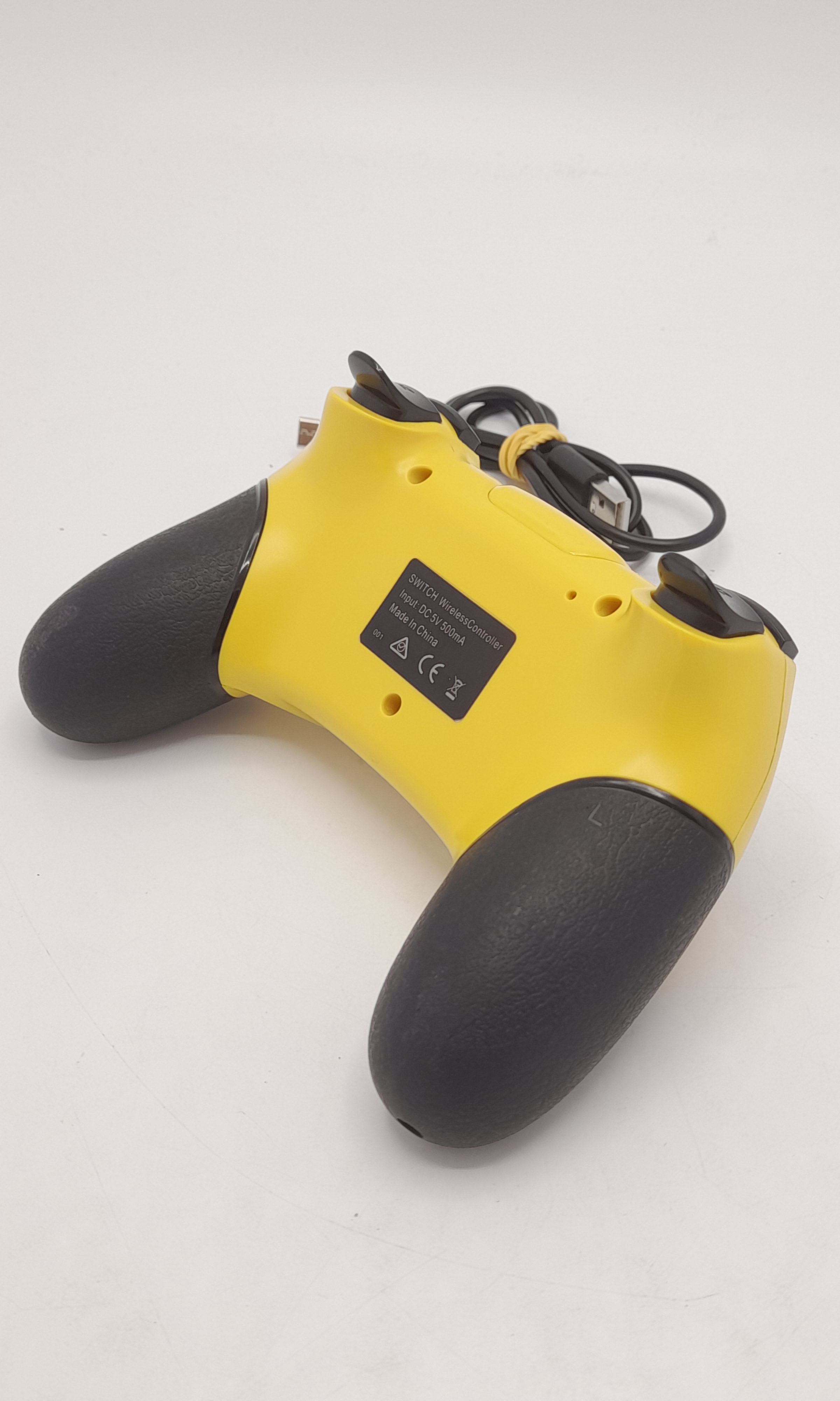 Foto van Battletron Switch Pro Controller