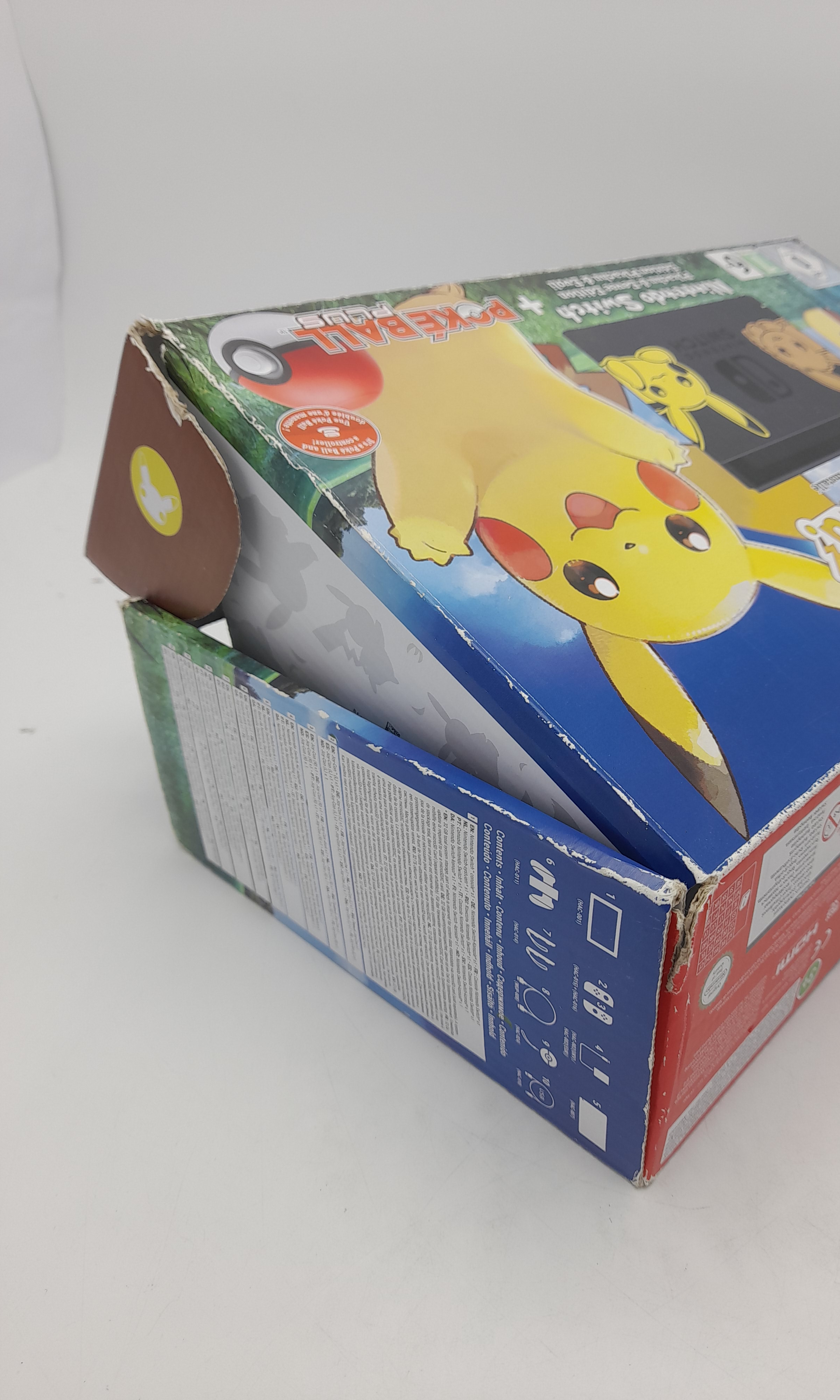 Foto van Nintendo Switch Pikachu & Eevee Edition Zeer Mooi & in Doos